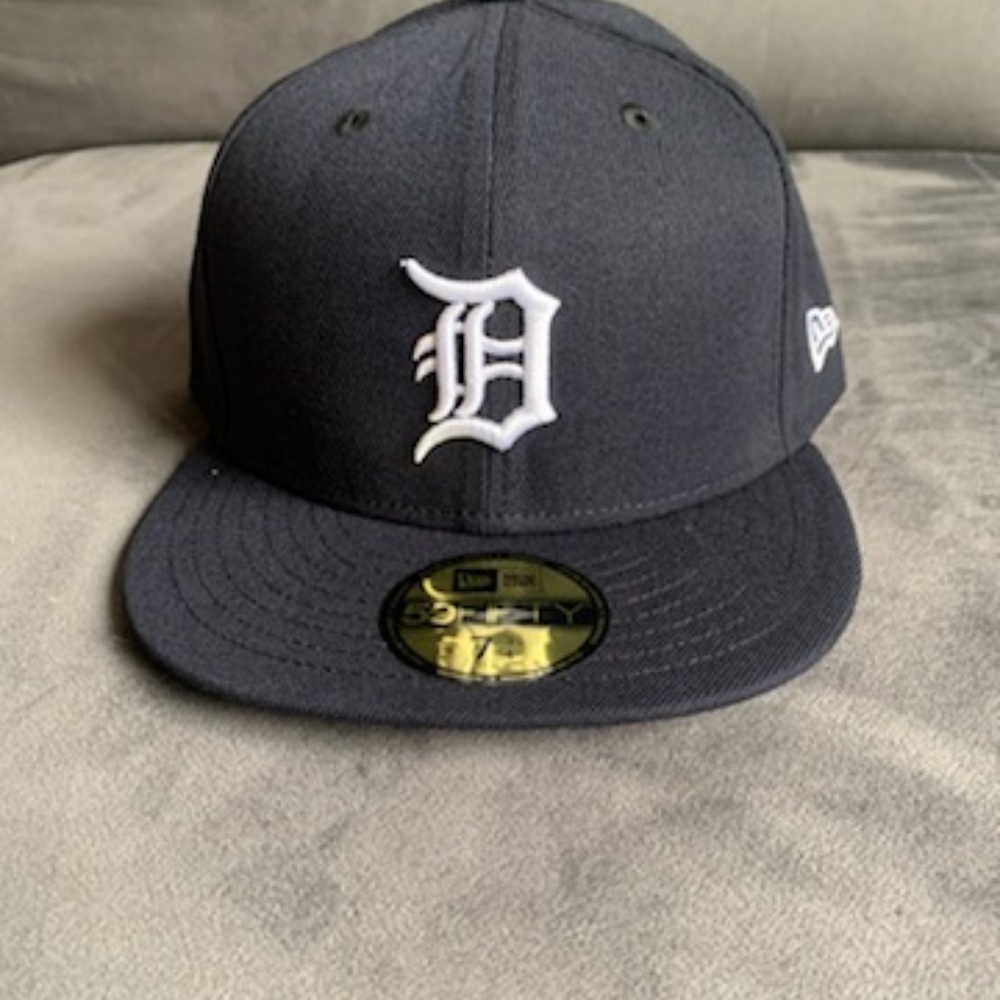 Detroit Tigers New Era Fitted Hat unisex - Picture 6 of 16